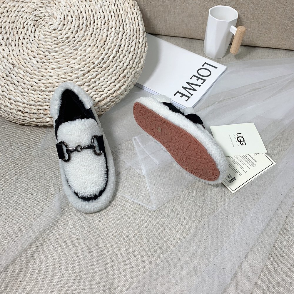 UGG 테디 베어 로퍼 001-286477