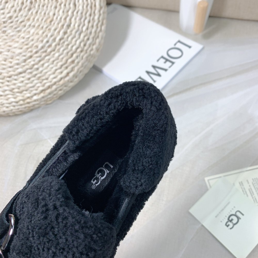UGG 테디 베이비 컬 로퍼 001-286479