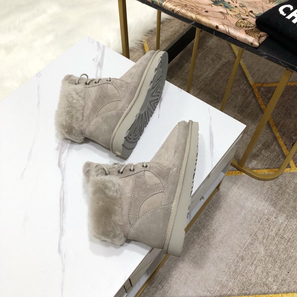UGG 한정판 레트로 부츠 001-286480