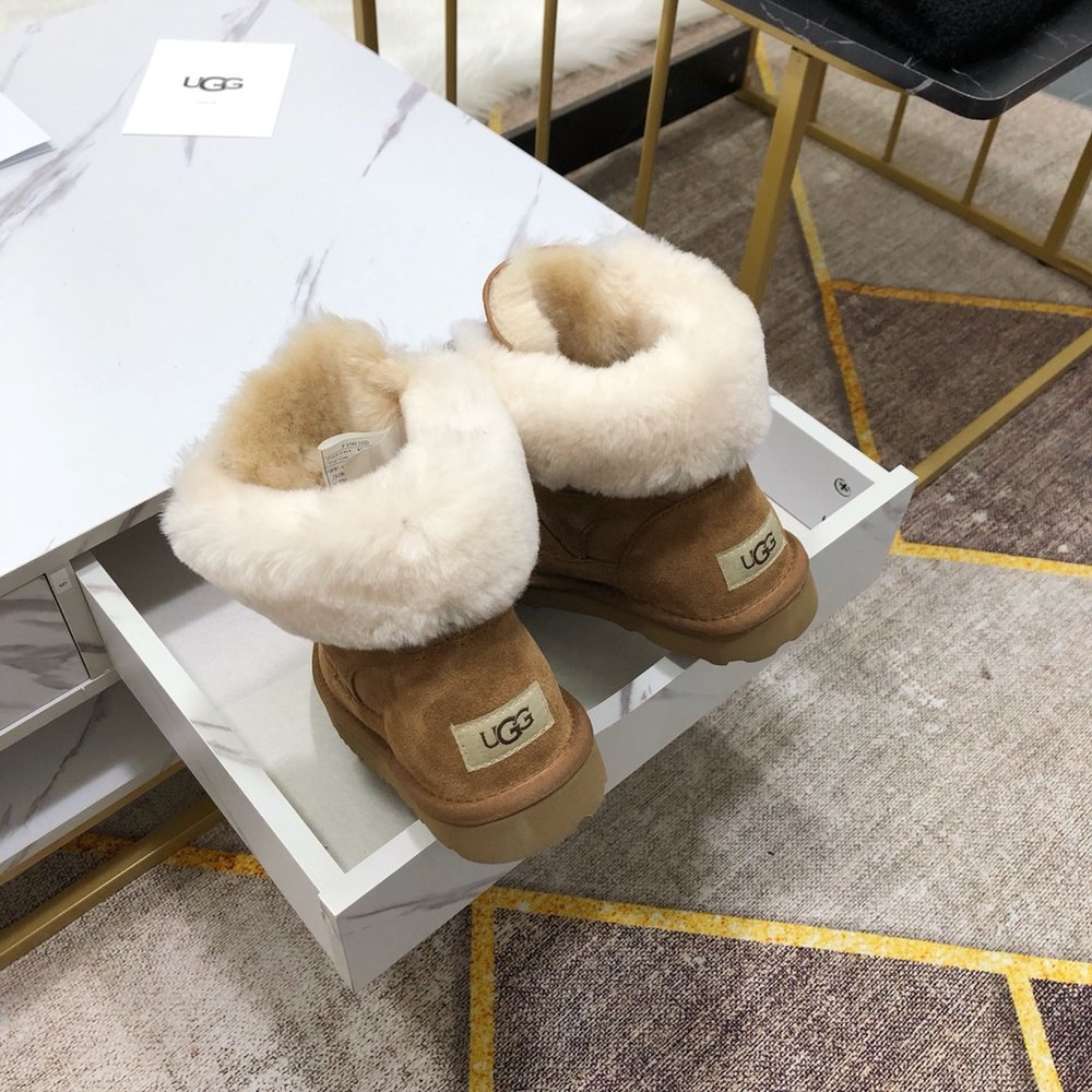 UGG 리미티드 에디션 모터사이클 부츠 001-286482