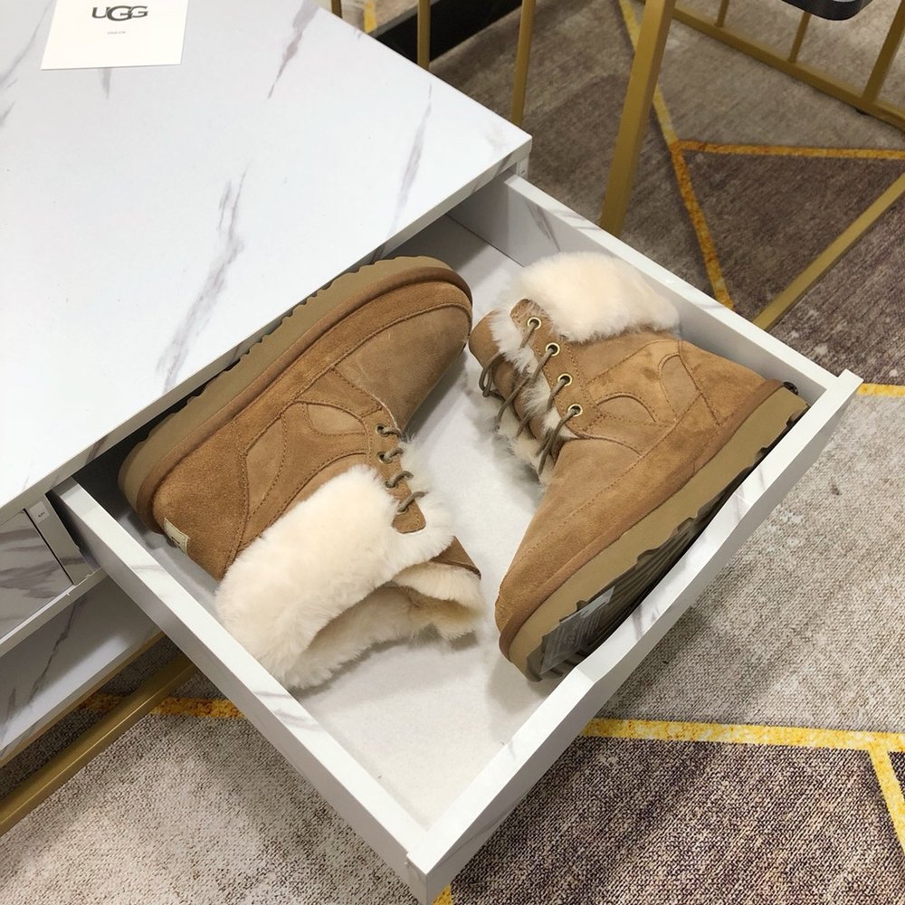 UGG 리미티드 에디션 모터사이클 부츠 001-286482