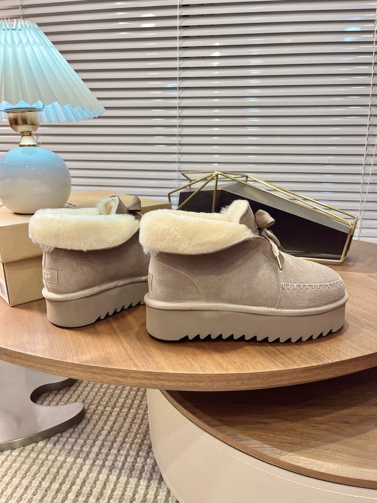 Ugg 케일리 두꺼운 밑창 스니커즈 001-286483