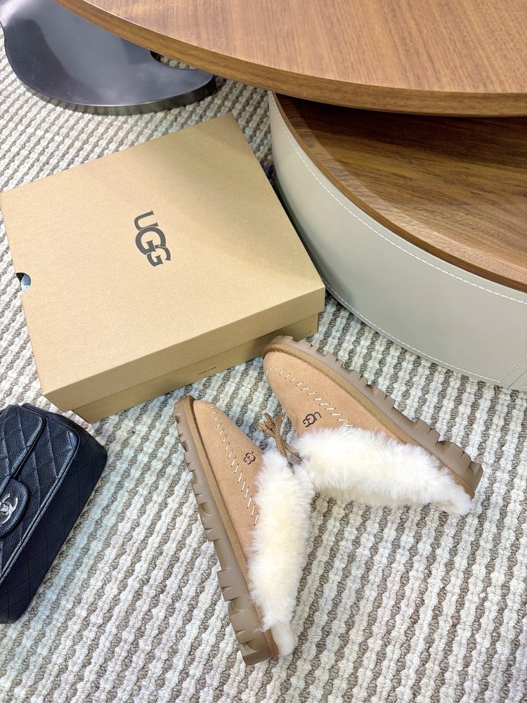 UGG 코켓 스티치 슬리퍼 001-286499