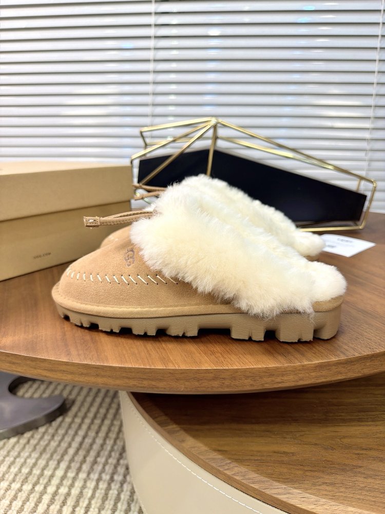UGG 코켓 스티치 슬리퍼 001-286499