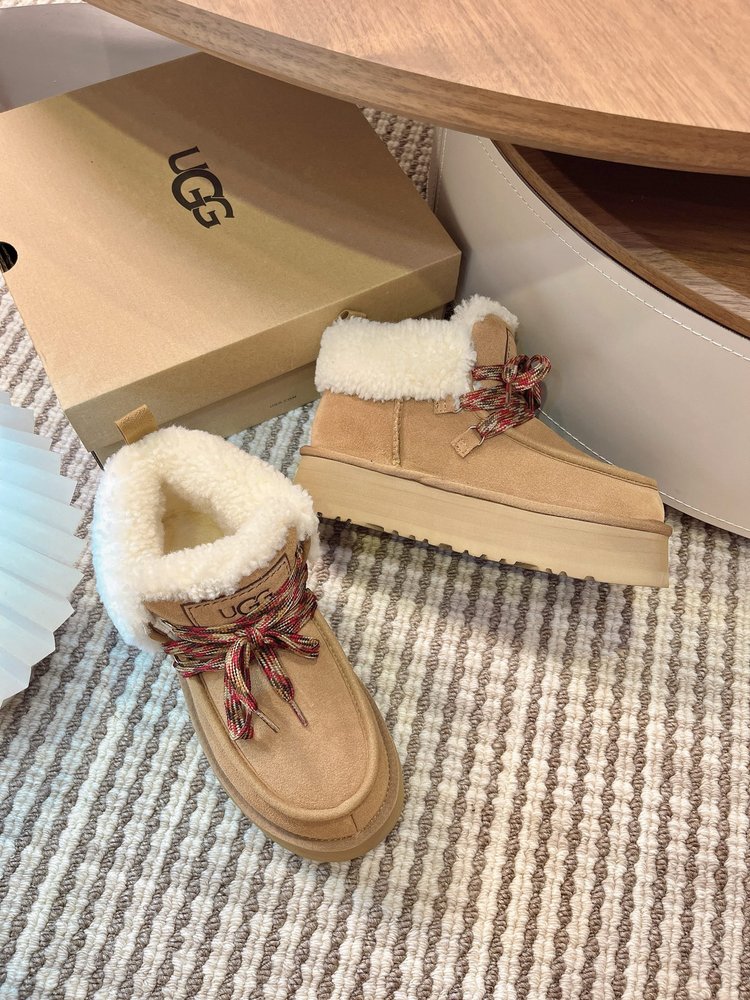 UGG 포캐라 두꺼운 밑창 스노우 부츠 001-286530