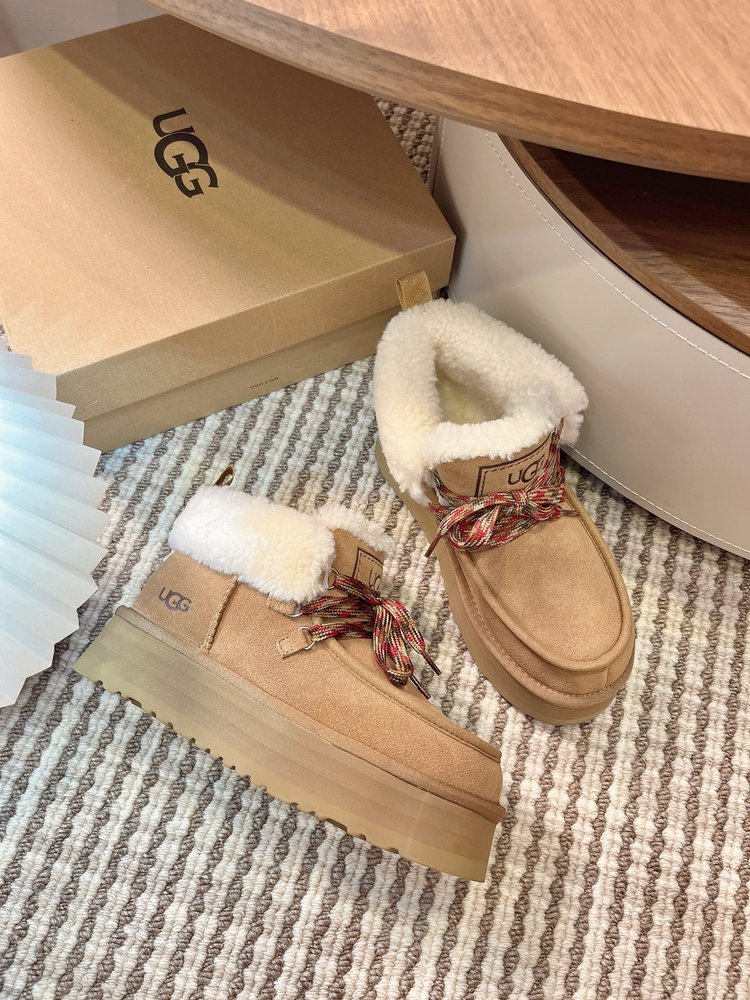 UGG 포캐라 두꺼운 밑창 스노우 부츠 001-286530