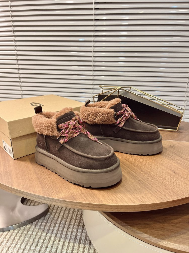 UGG 푸카라 두꺼운 바닥 스노우부츠 001-286532