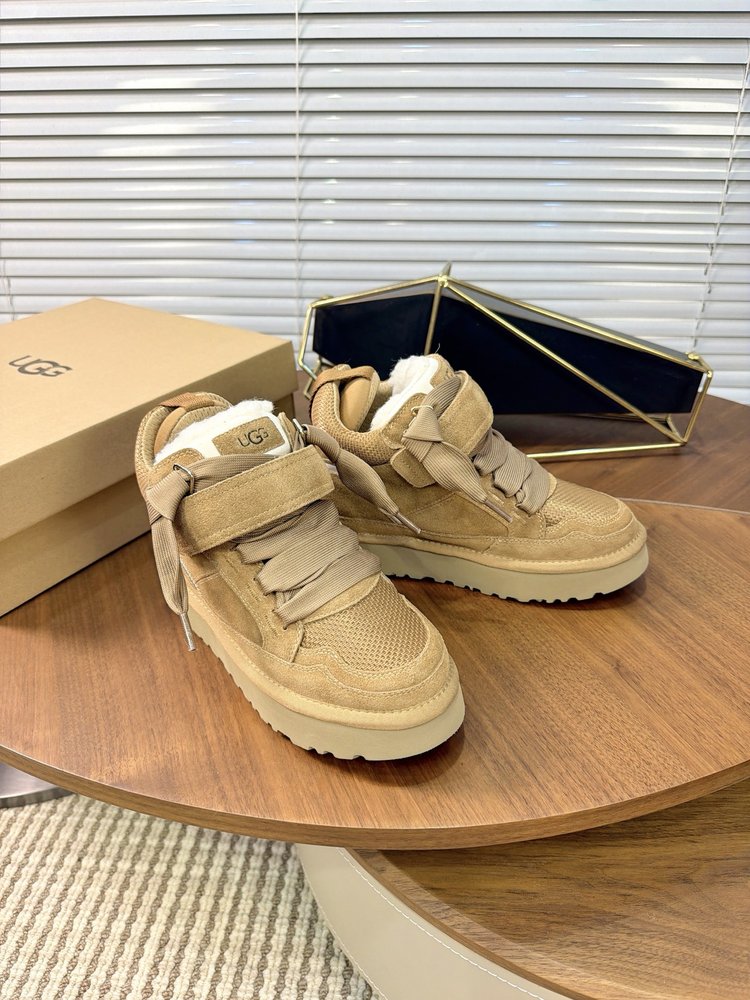 UGG 멜 포인트 힐 양모 캐주얼 신발 001-286537