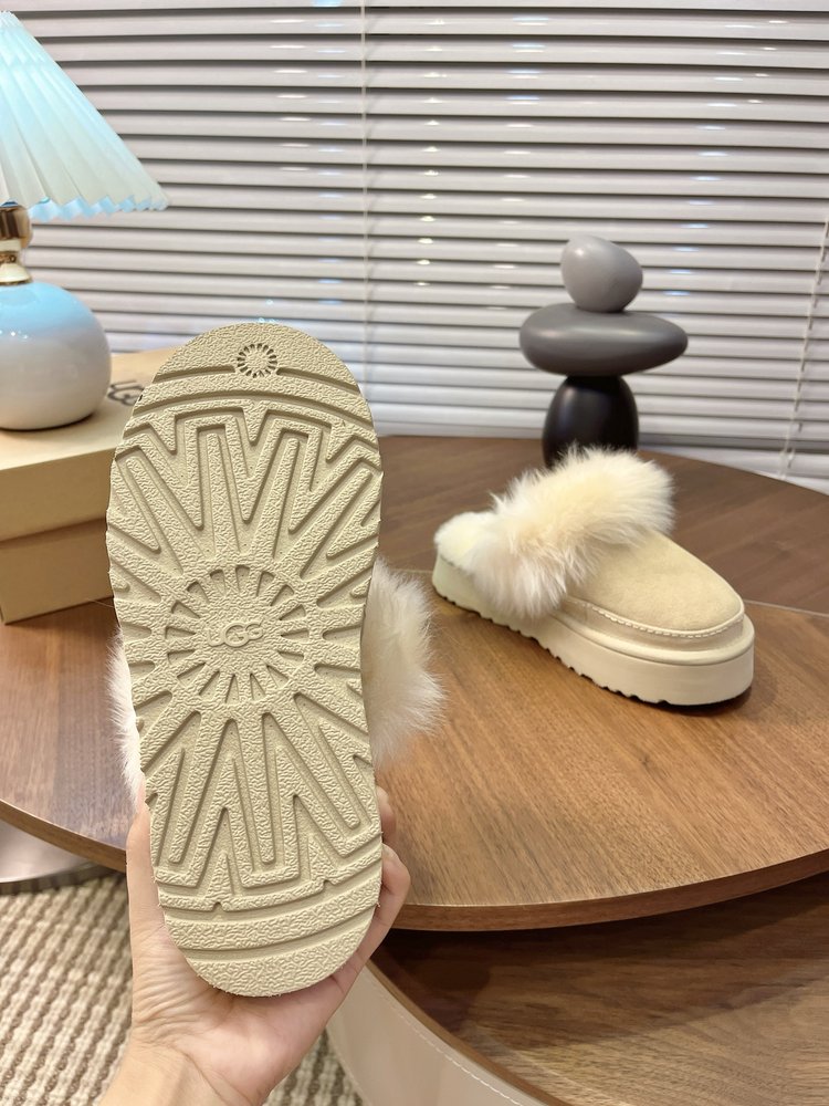 UGG 여성 클래식 털 슬리퍼 001-286551