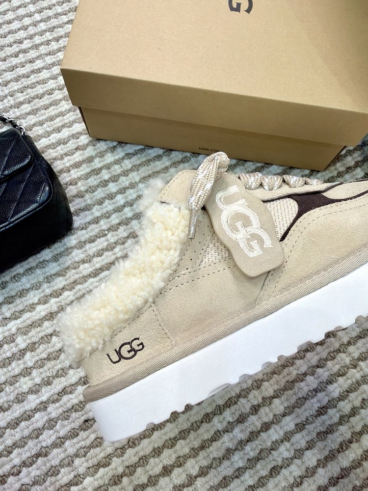 UGG 메르뮬러 슬리퍼 001-286554