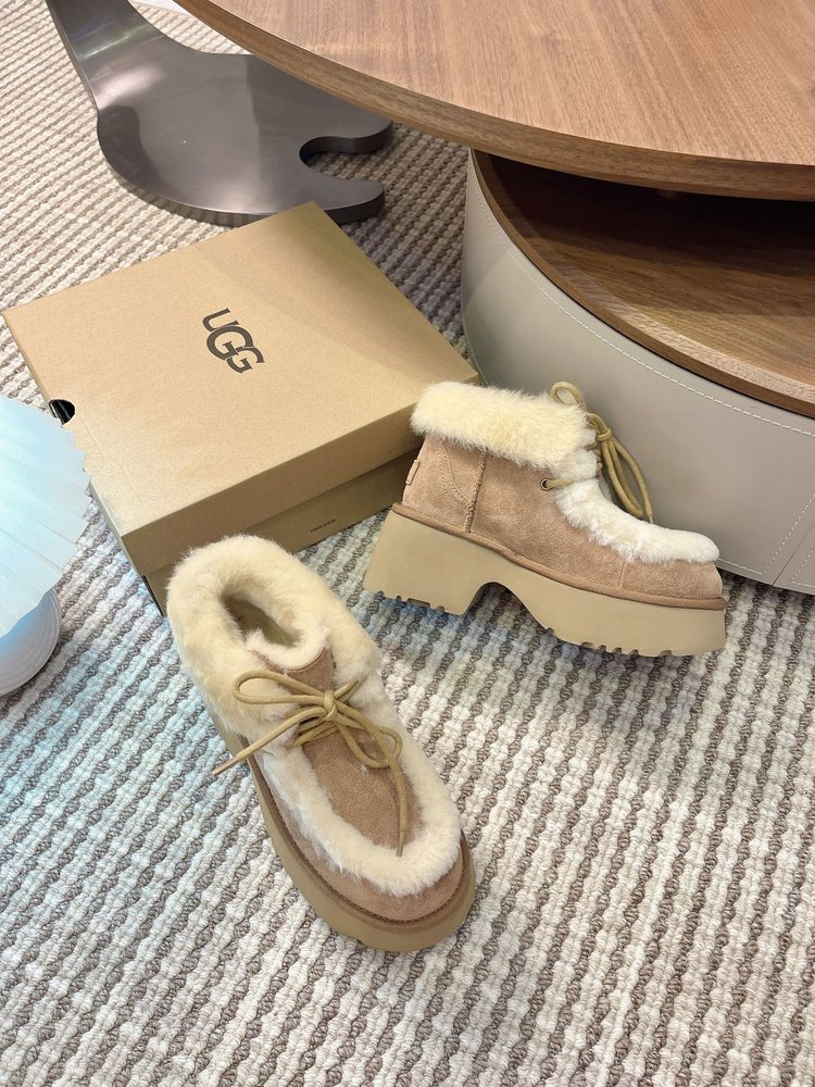 Ugg 에스미 레이스업 부츠 001-286561