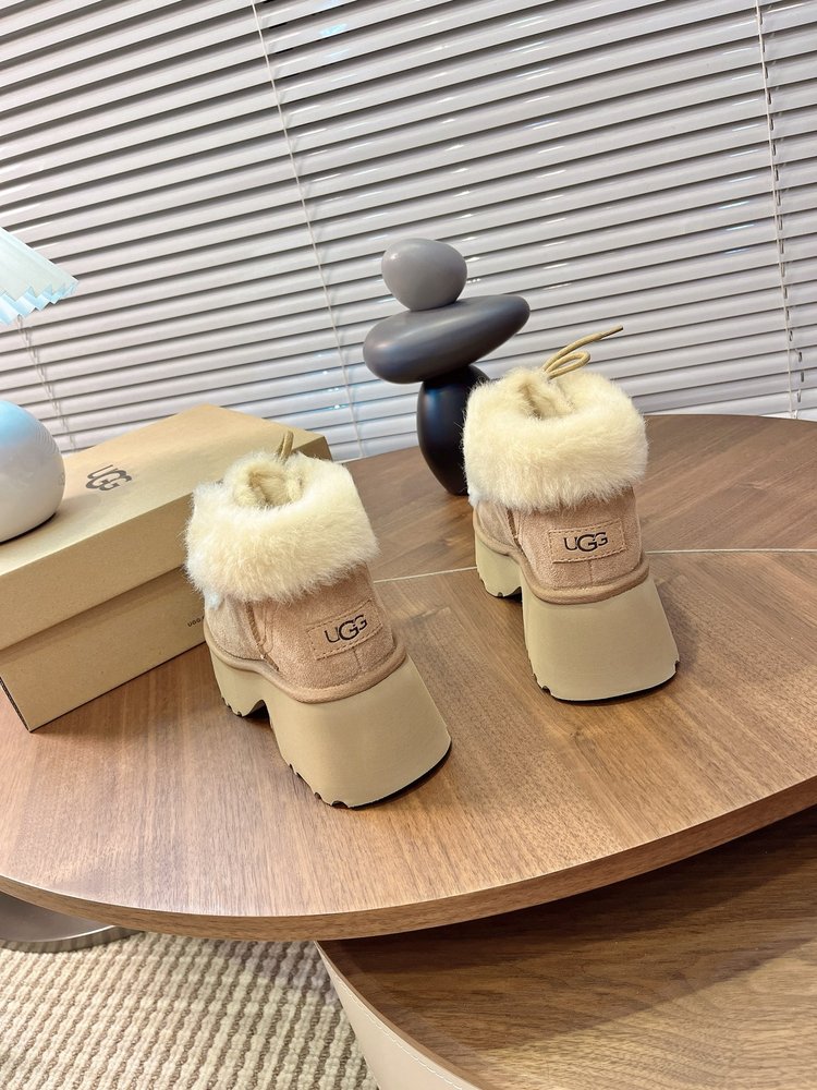 Ugg 에스미 레이스업 부츠 001-286561