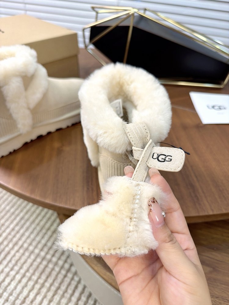 UGG 여성 클래식 미니 스노우부츠 001-286568