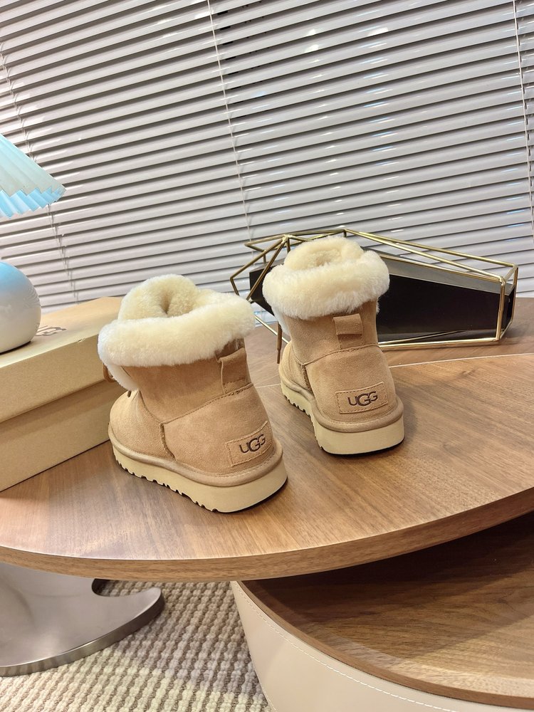 UGG 가을 신상 레이스업 부츠 001-286579