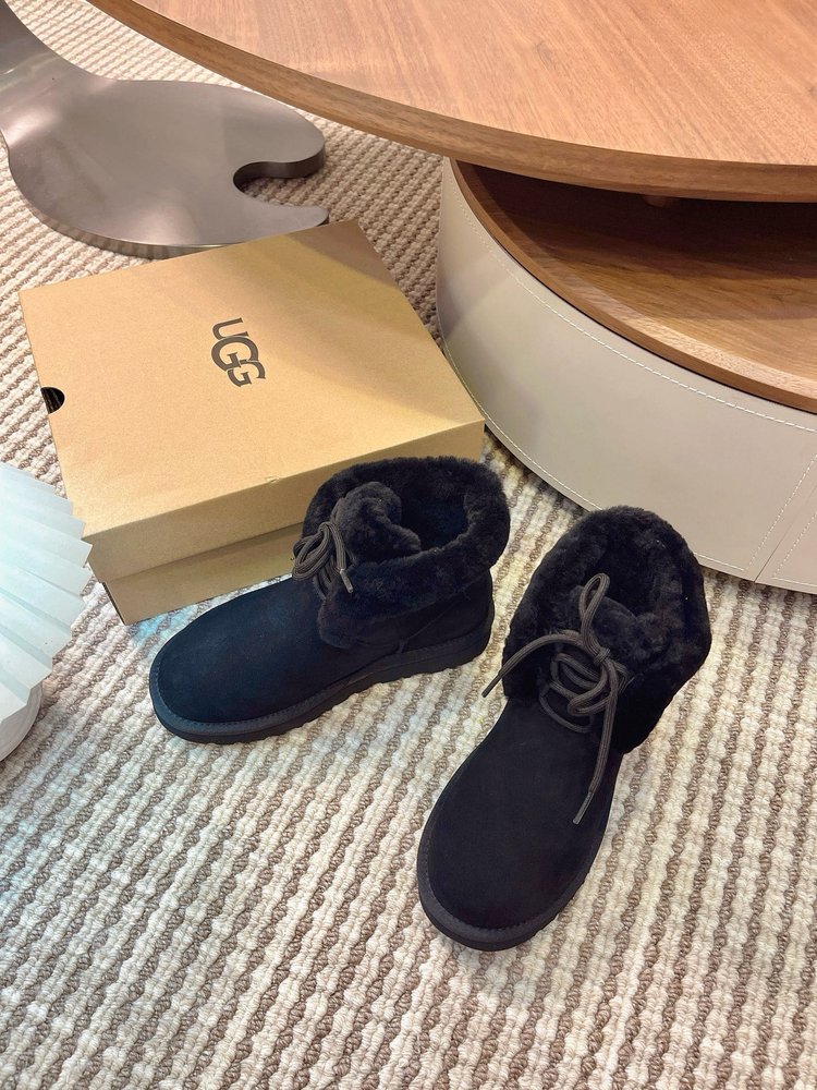 UGG 여성 클래식 스노우부츠 001-286580