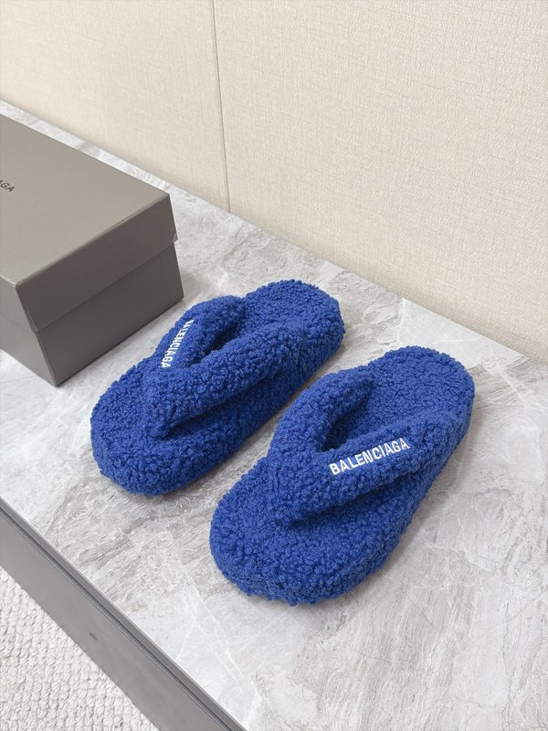 발렌시아가 테디 보아 플립플랍 001-286946