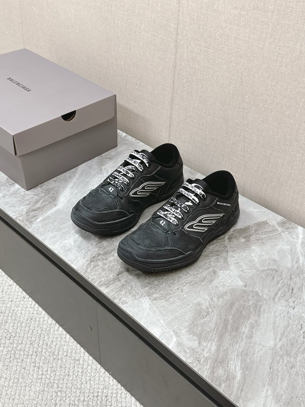 발렌시아가 햄튼 커플 운동화 001-286955