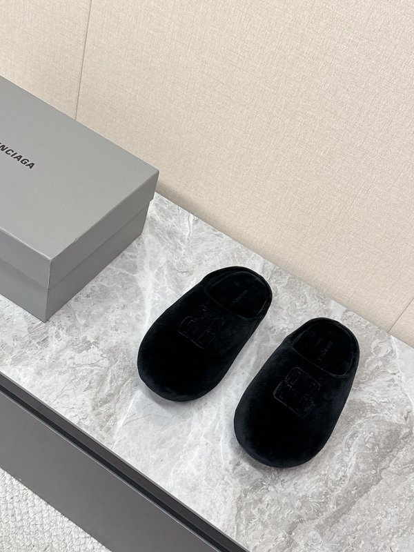 발렌시아가 런웨이 커플 슬리퍼 001-286962
