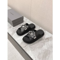 발렌시아가 25SS 컬렉션 커플 슬리퍼 001-286976