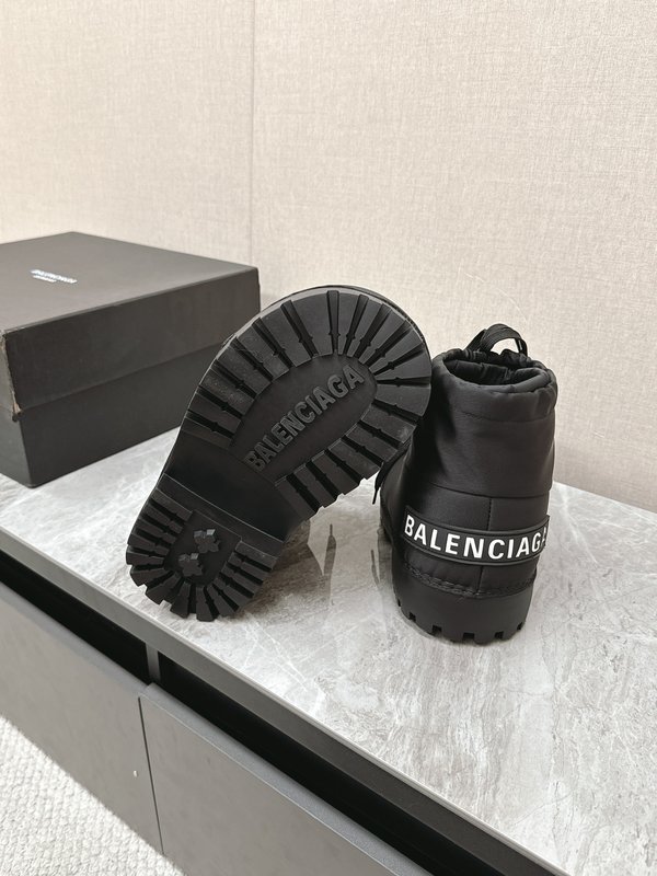 발렌시아가 스키 컬렉션 스노우부츠 001-286985