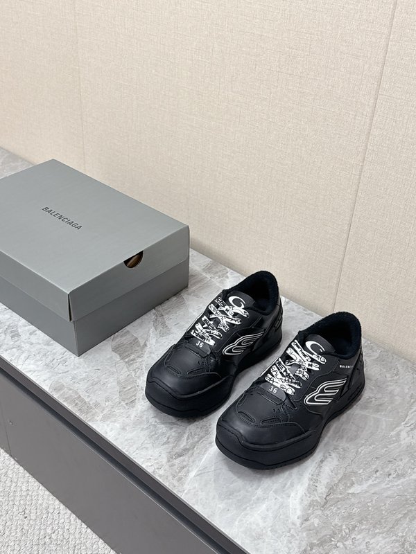 발렌시아가 봄여름 햄프턴 운동화 001-286996