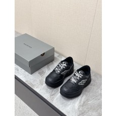 발렌시아가 봄여름 햄프턴 운동화 001-286996