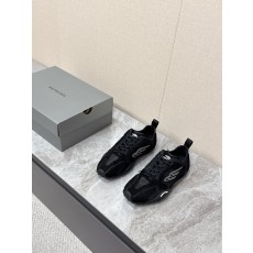 발렌시아가 Monday Ultra 레트로 레이스업 캐주 001-286999