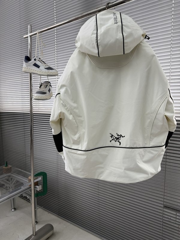 버드하우스 다운 스키복 한정판 001-287071