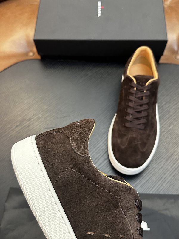 Kiton 소가죽 남성 운동화 001-287096