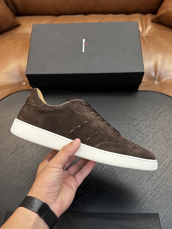 Kiton 소가죽 남성 운동화 001-287096