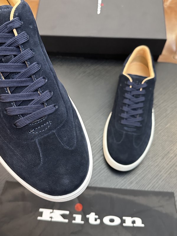 Kiton 송아지가죽 남성 스니커즈 001-287097