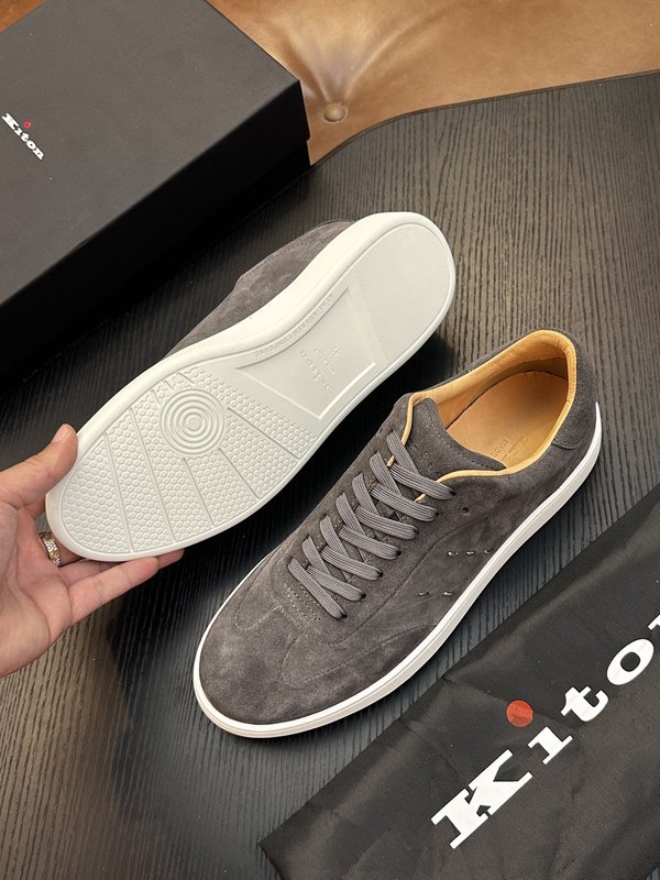 Kiton 남성 소가죽 운동화 001-287098