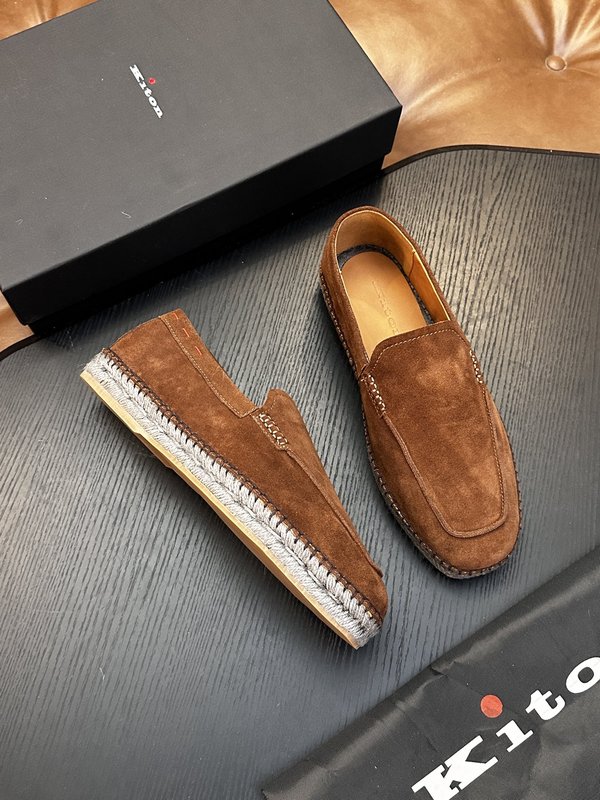 Kiton 남성 송아지가죽 운동화 001-287104