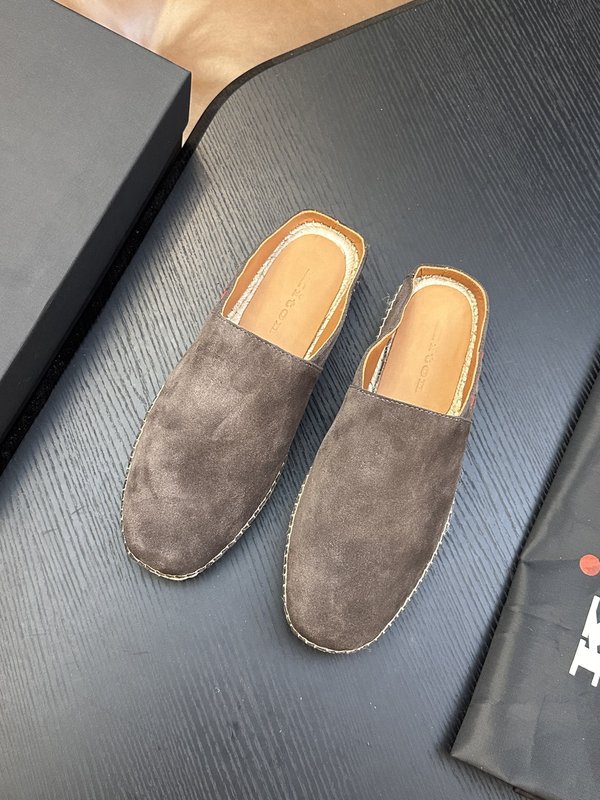 Kiton 남성 소가죽 운동화 001-287110