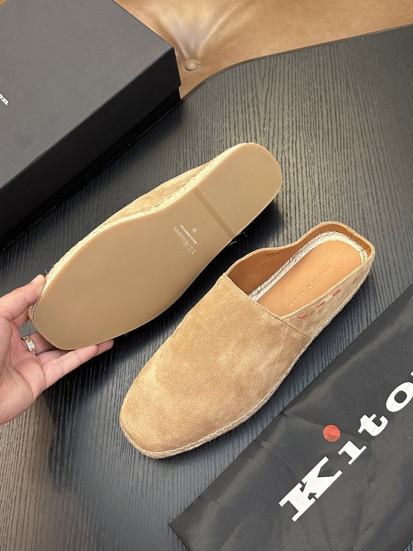 Kiton 남성 소가죽 운동화 001-287111