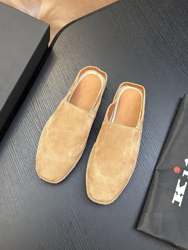Kiton 남성 소가죽 운동화 001-287111