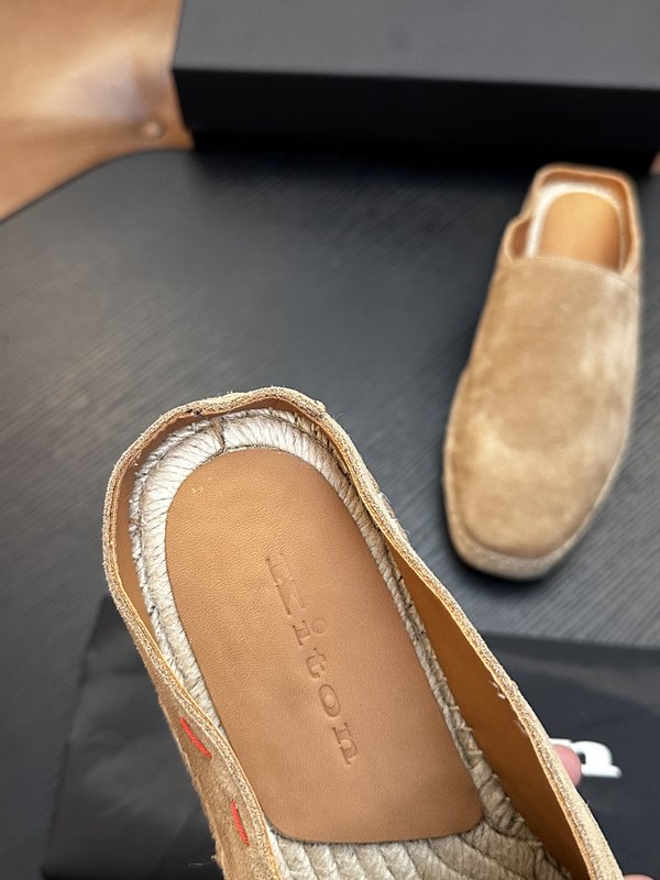 Kiton 남성 소가죽 운동화 001-287111