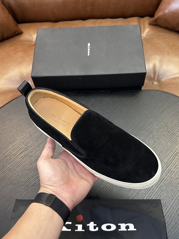 Kiton 남성 송아지가죽 운동화 001-287112