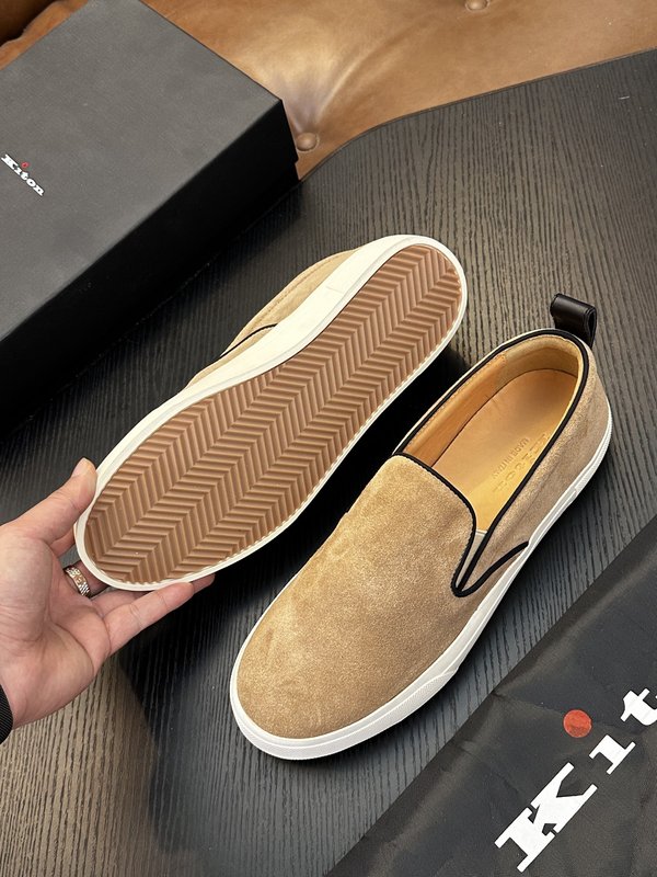 Kiton 남성 송아지 가죽 운동화 001-287116