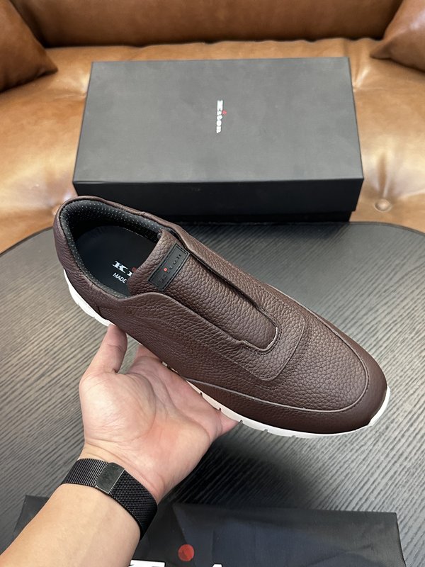 Kiton 남성 송아지 가죽 운동화 001-287120