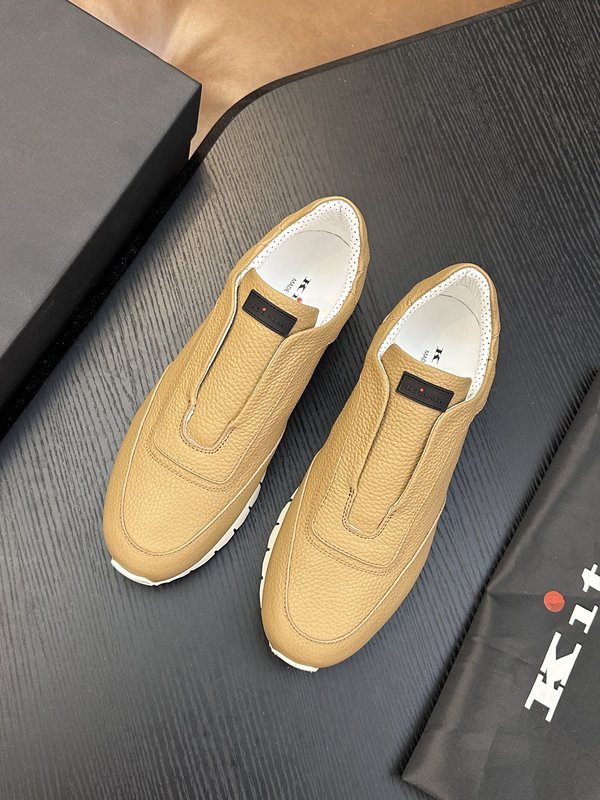 Kiton 남성 소가죽 스니커즈 001-287123