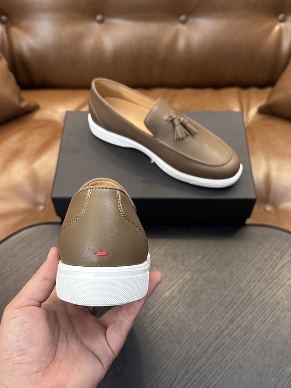 Kiton 남성 송아지 가죽 운동화 001-287140