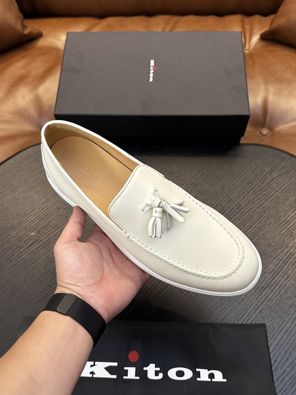 Kiton 남성 소가죽 스니커즈 001-287141