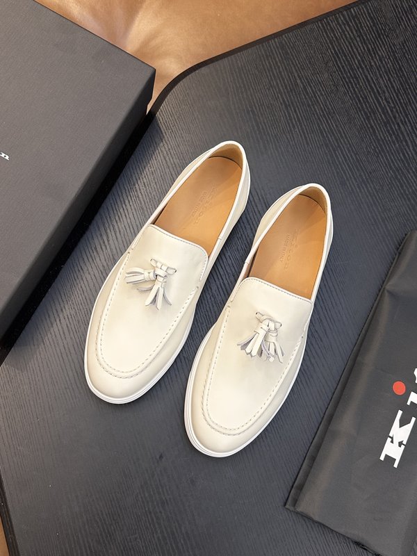 Kiton 남성 소가죽 스니커즈 001-287141