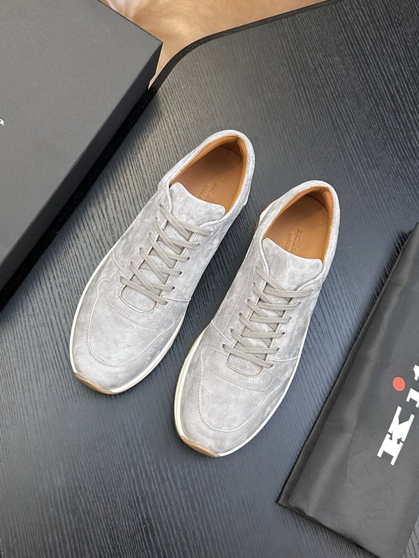 Kiton 남성 송아지 가죽 운동화 001-287152