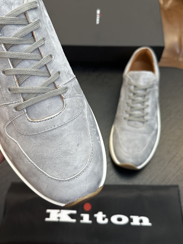Kiton 남성 송아지 가죽 운동화 001-287152