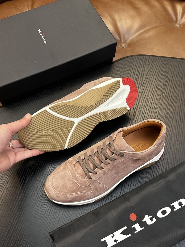 Kiton 남성 송아지 가죽 운동화 001-287153