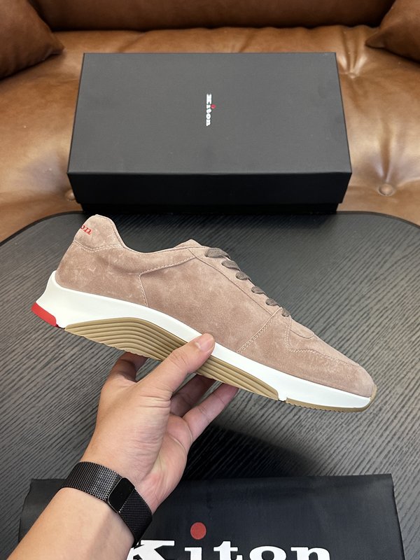 Kiton 남성 송아지 가죽 운동화 001-287153