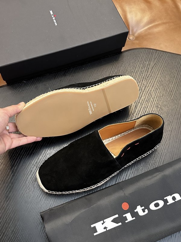 Kiton 남성 소가죽 운동화 001-287154