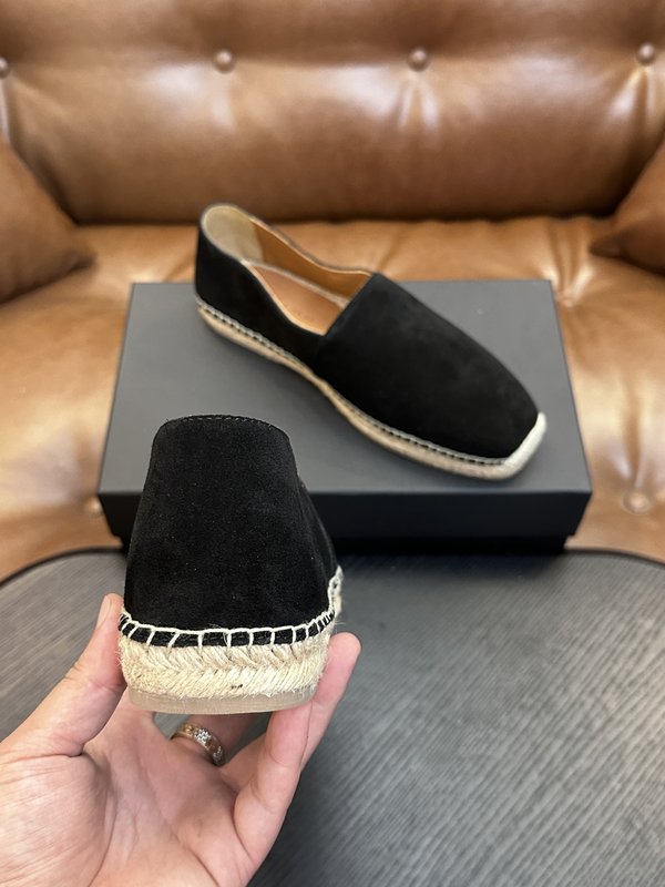 Kiton 남성 소가죽 운동화 001-287154